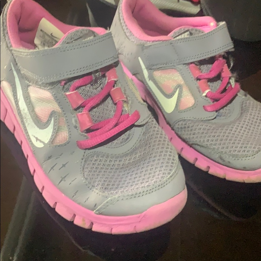 NILE GIRL SHOES